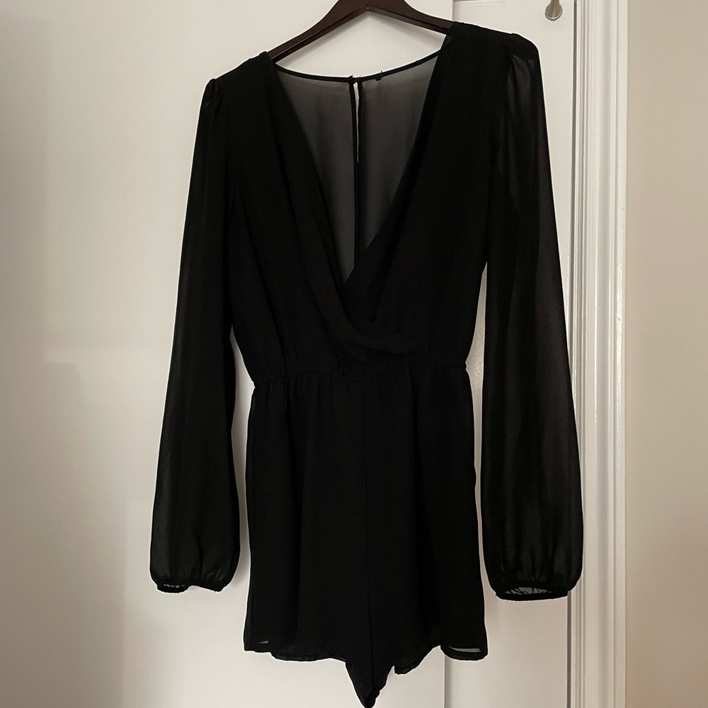 BLACK JUMSUIT SIZE S/M
